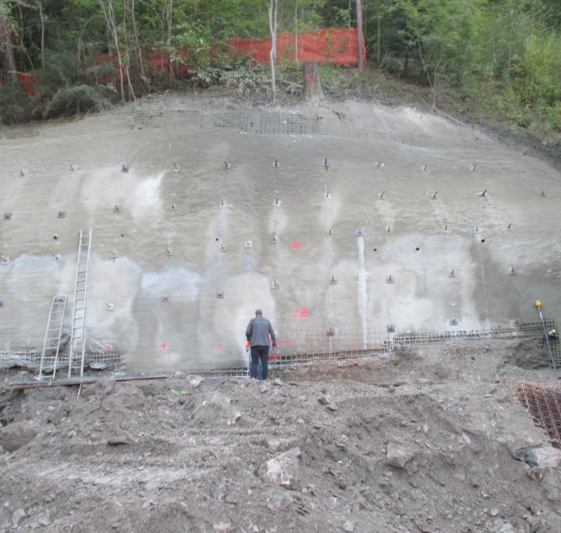 Wasserkraftwerk Konfall und Beregnung Schludernser Ebene