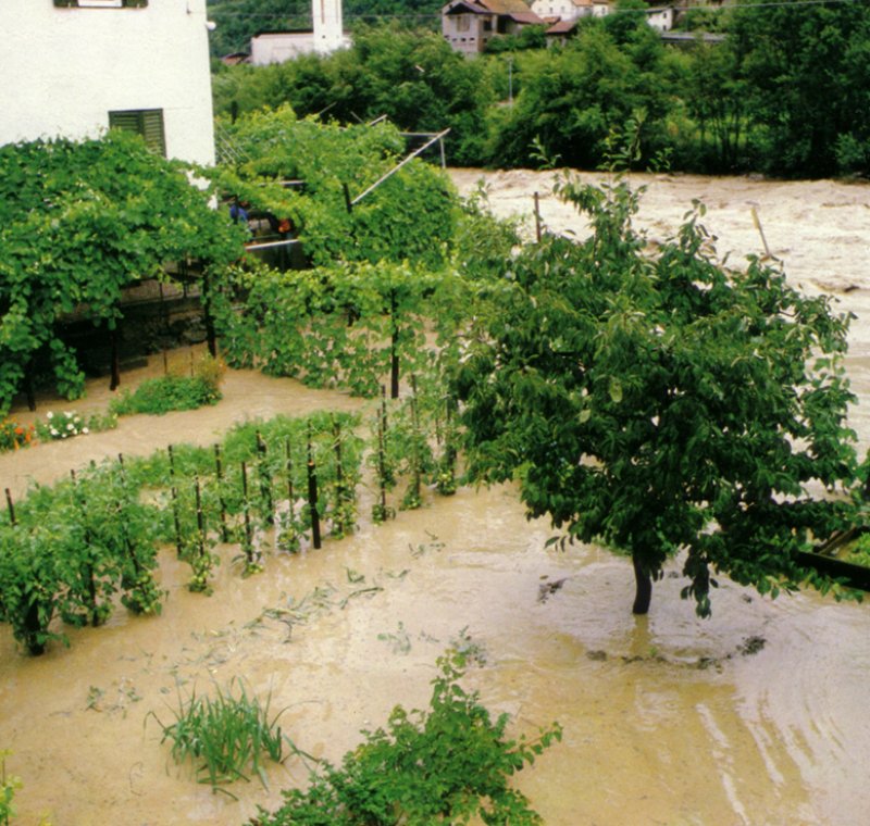 Gefahrenzonen-, Einzugsgebiets- und Flussgebietspläne