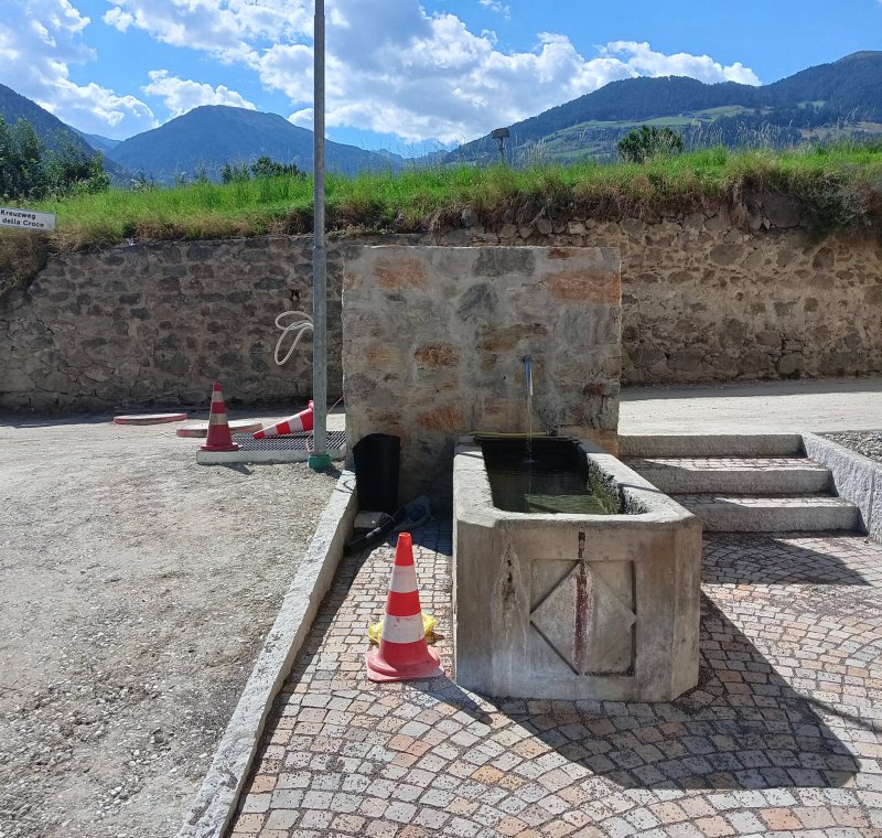 Infrastrukturen im Kreuzweg in Mals