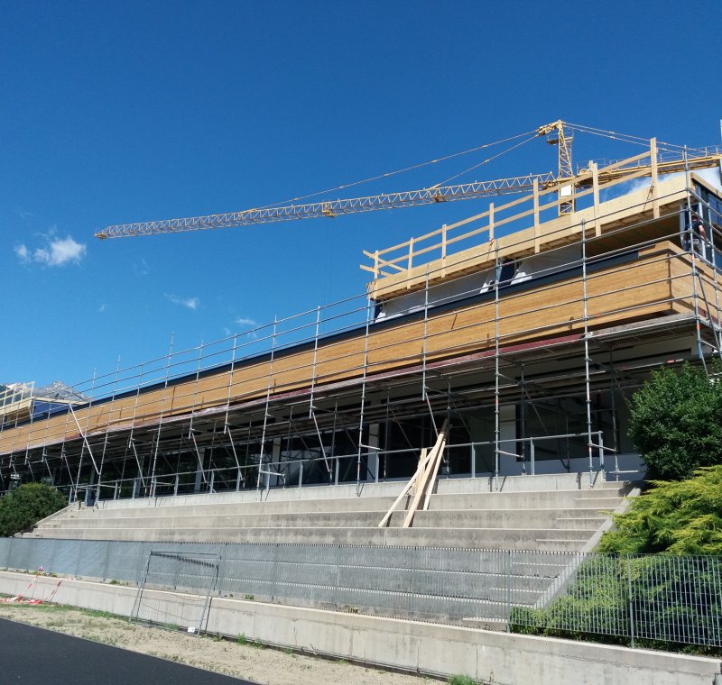 Anpassung der tragenden Dachstruktur inkl. des Dachaufbaus sowie Erweiterung des Wellnessbereichs im Obergeschoss des Hallenbades Mals